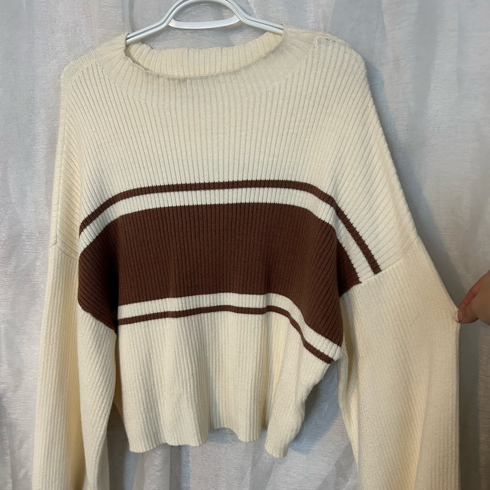 Mock neck stripped sweater